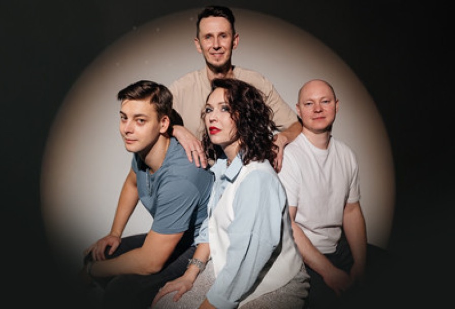 Группа Give Me Five