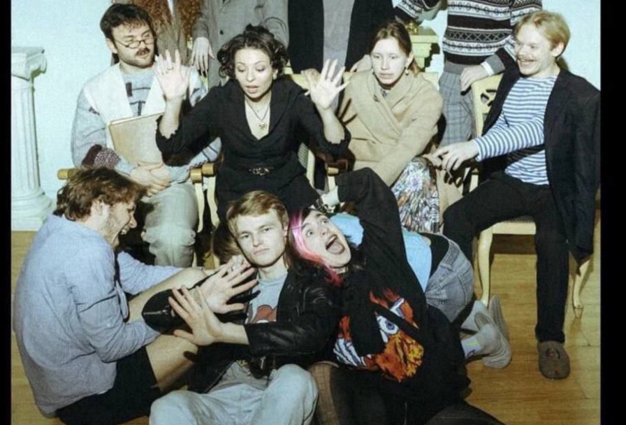 Иммерсивный Семейный Суд