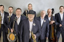 от Жизни Никогда не Устаю