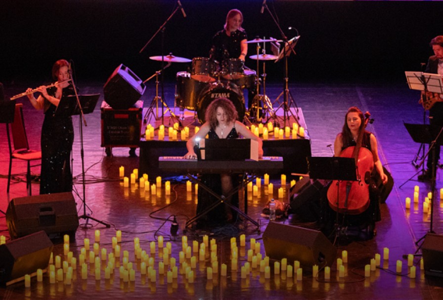 при Свечах. Великие Саундтреки от Людовика Эйнауди до Marvel