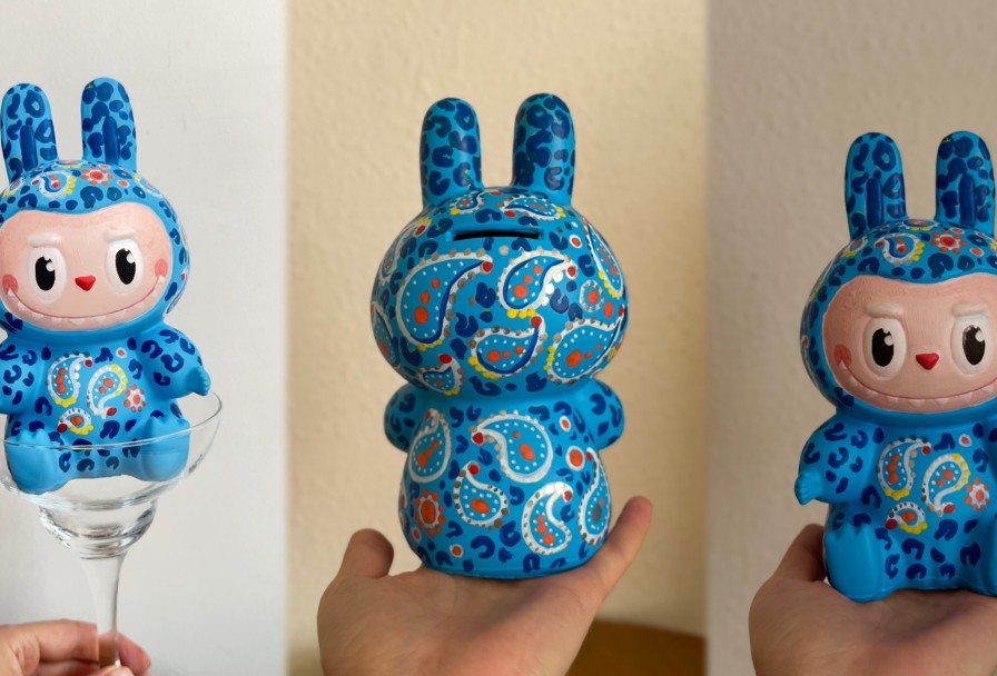 Роспись Игрушки Лабубу с Видом на Неву от Артвайбс