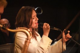 Софи Гертье Диалог у Новогодней Ёлки