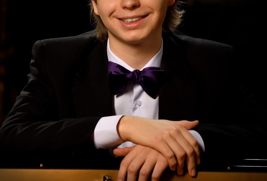 Виталий Петров Волшебные Краски Рояля