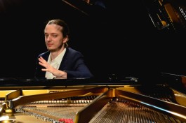 Звезды Русской Фортепианной Школы. Александр Лубянцев. Л.бетховен.соната No. 14 Лунная Ф.лист.шесть Этюдов по Паганини,мефисто-Вальс Nо.1