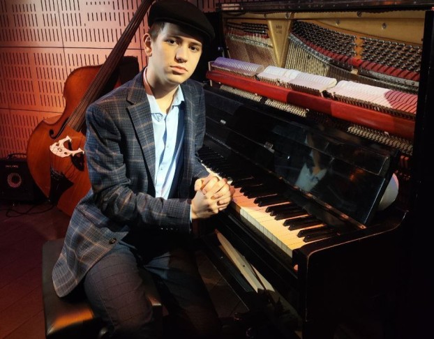 Квартет Ары Карапетяна Ft. Рудольф Куркчиян