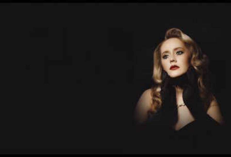 Элли на Маковом Поле