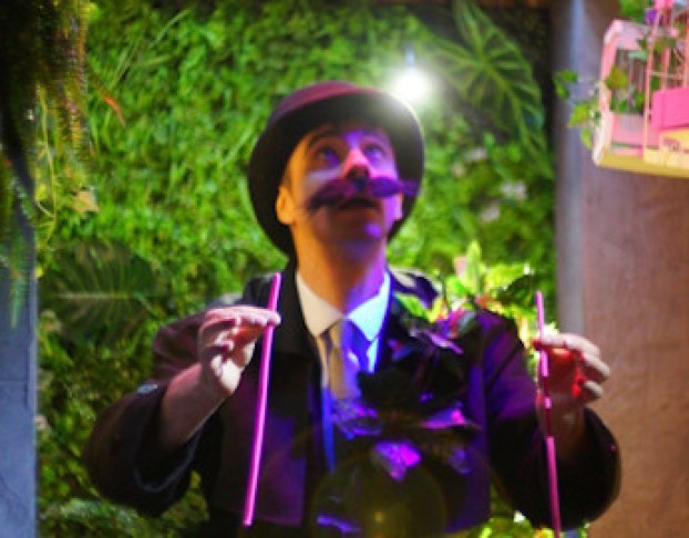 Божественная Драмедия с Червячками