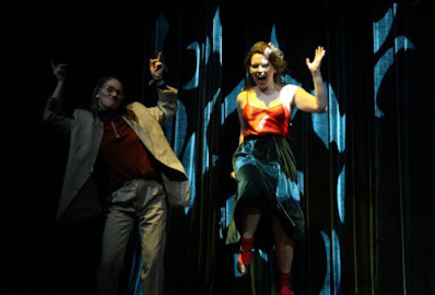 Я Была в Доме и Ждала, Чтоб Дождь Пришел