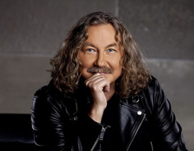 Игорь Николаев