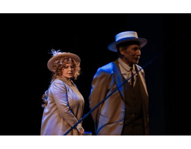 Он, Она и Чехов