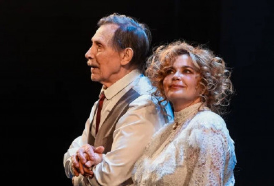 Он, Она и Чехов