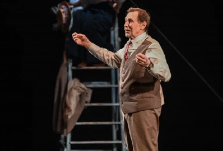 Он, Она и Чехов