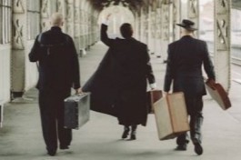 Увидеть Париж и .