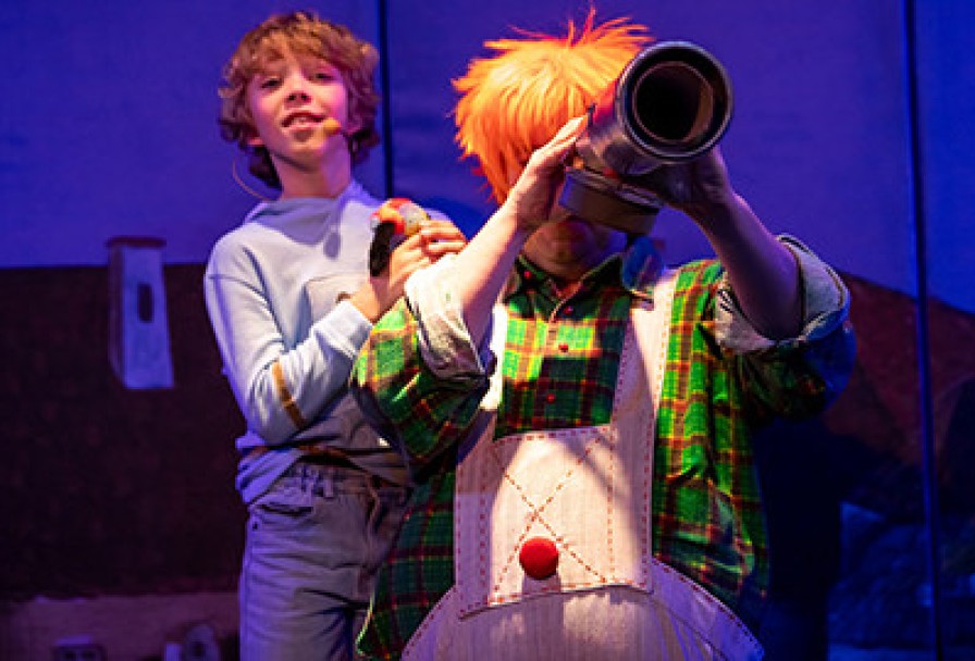 Малыш и Карлсон