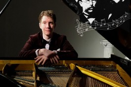 Русская Пятёрка Виктор Николаев