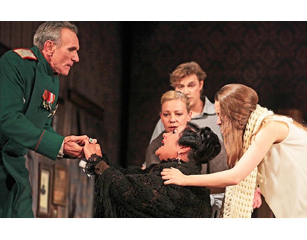 Семейный Портрет