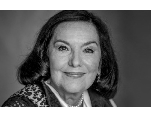 Странная Миссис Сэвидж