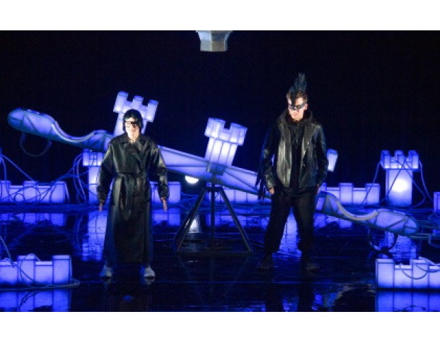 это Все Она