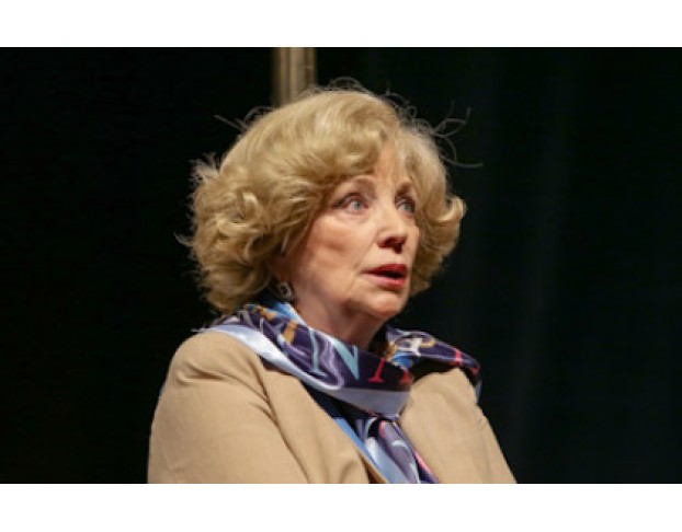 Трое в Парке, не Считая Собаки