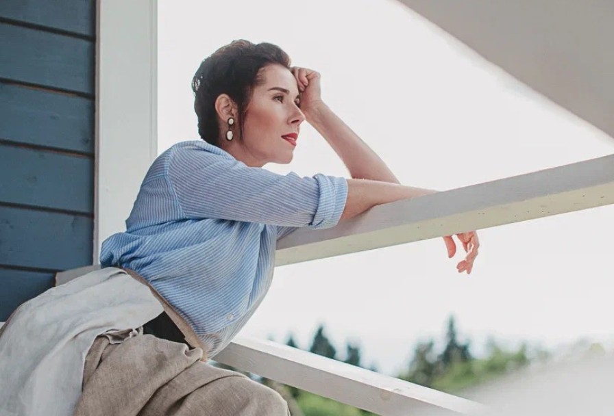 Настя Абруцкая