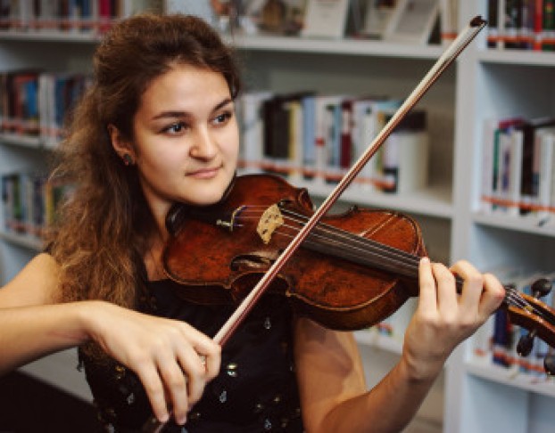 Младший Коллега Маститых Композиторов, Аб-Т №15