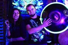 Живой Музыки Ханг и Вокал