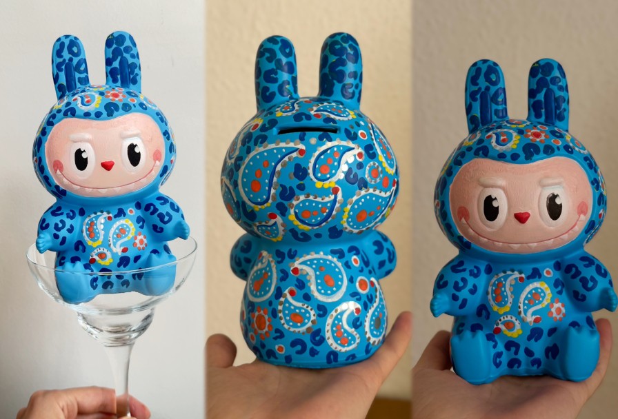 Роспись Игрушки Лабубу с Видом на Неву от Артвайбс