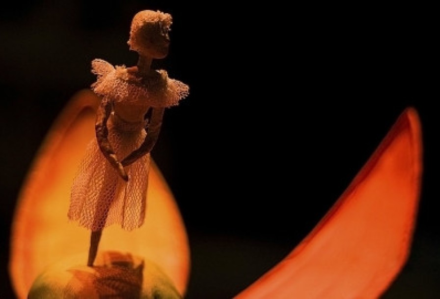 Дюймовочка