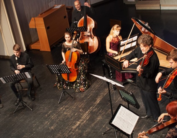 Фестиваль от Рождества до Рождества. Старинной Ансамблевой Музыки с Вершины Монблан