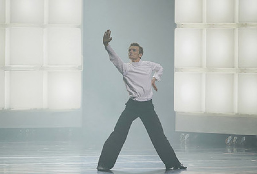 Двенадцать