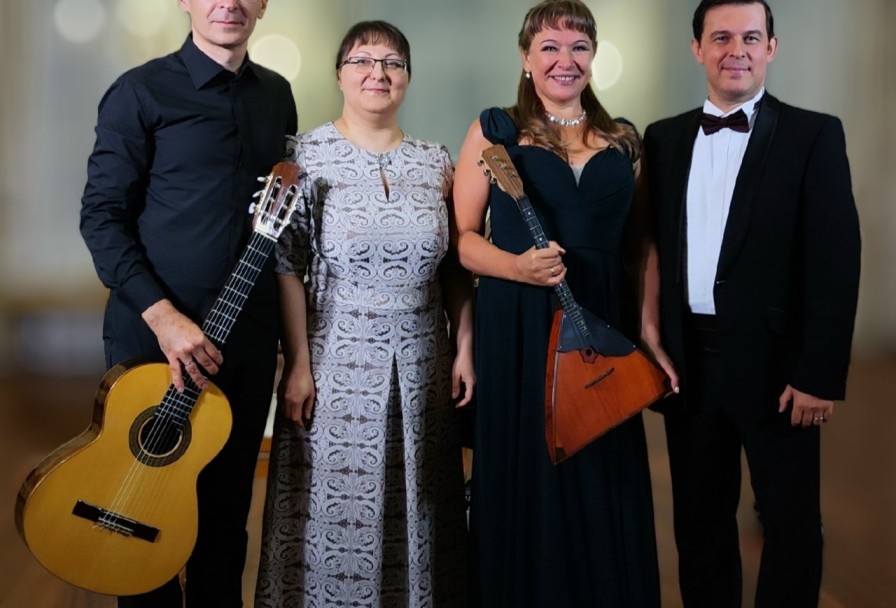 Солнце Поёт о Любви