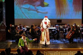 Дирижер – Дед Мороз