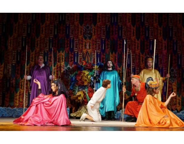 Сказание о Рикки-Тикки-Тави в Девятнадцати Песнях