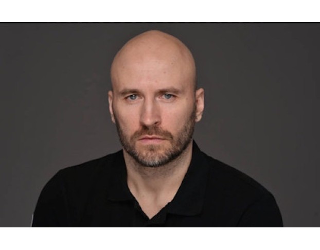 Интересное Кино...?