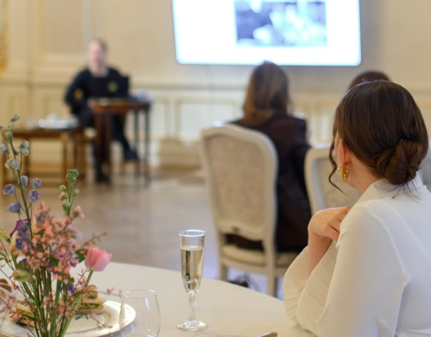 Лекция-Чаепитие. Фамильные Драгоценности в Костюмах на Балу 1903 Года