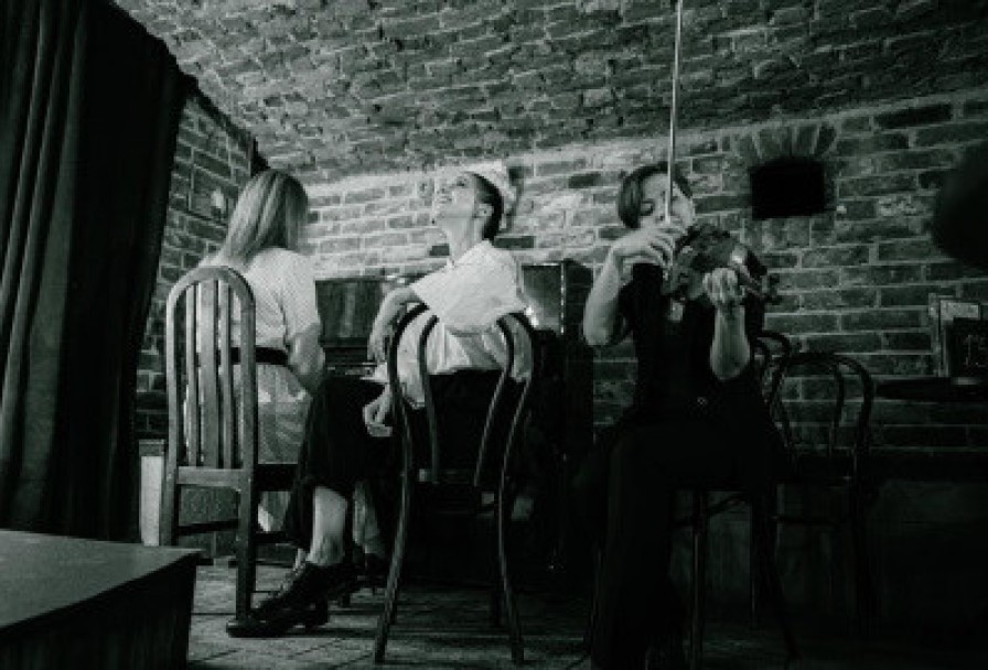 из Петербурга, с Любовью