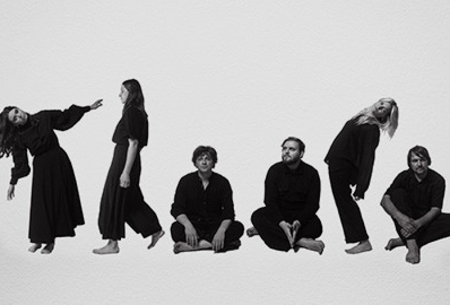 Группа Бонд с Кнопкой