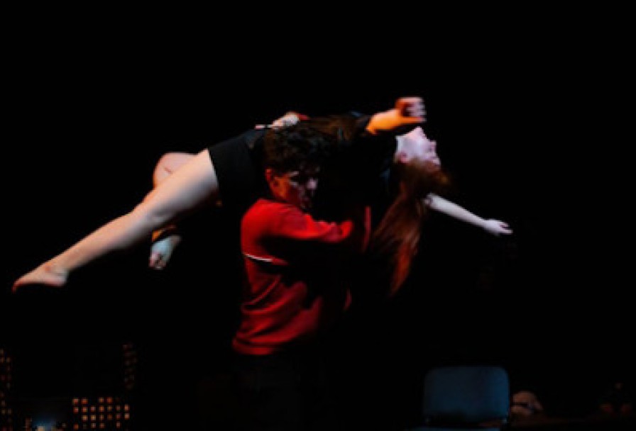 Разрывая Молчание