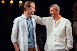 Никто не Приехал