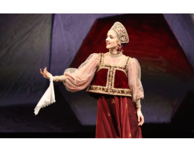 Дама с Камелиями