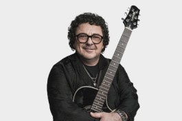 Игорь Саруханов