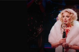 в Джазе Только Девушки