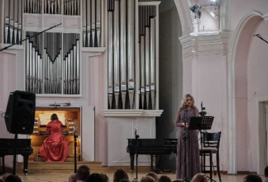 Аленький Цветочек