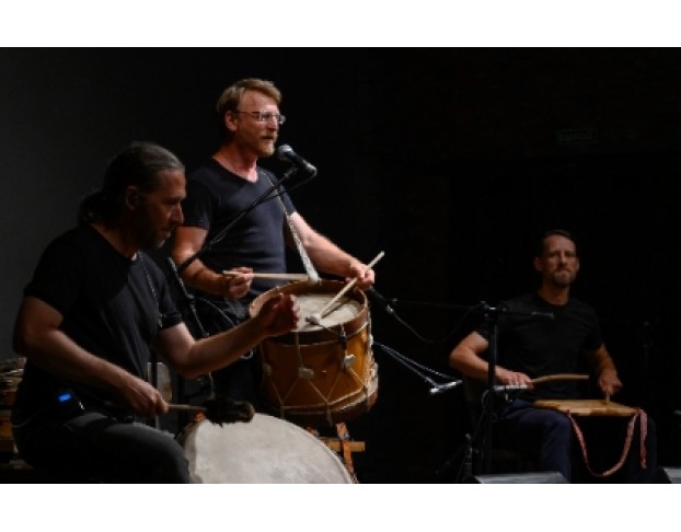 Архаичный Инструментально-Вокальный Ансамбль Рустраданс