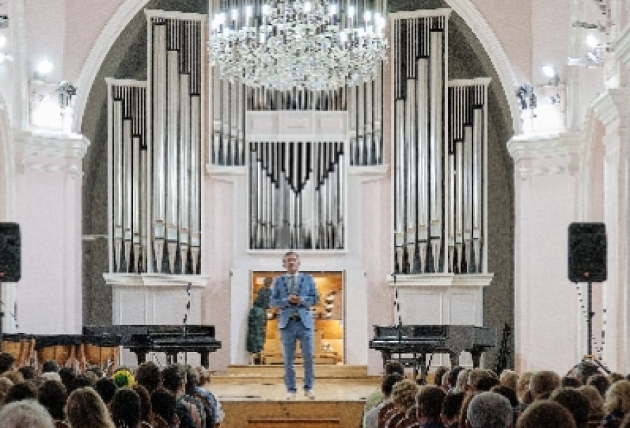 Истории о Великих Мелодиях