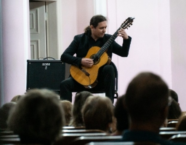 Классики Против Авангарда