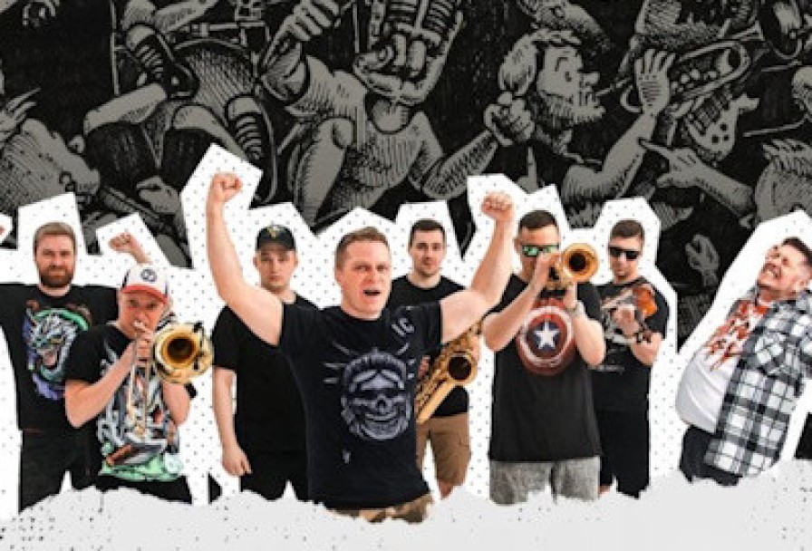 Группа Включай Микрофон