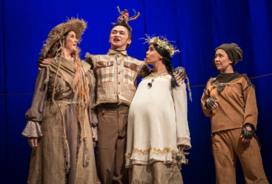 Очень Простая Историяйәшәгән, Ти…