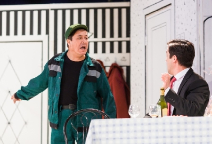 Вызывали?килә Яуа, Килә Яуа