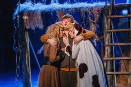 Очень Простая История